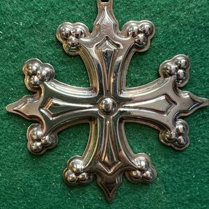 Reed & Barton 1998 Sterling Christmas Cross